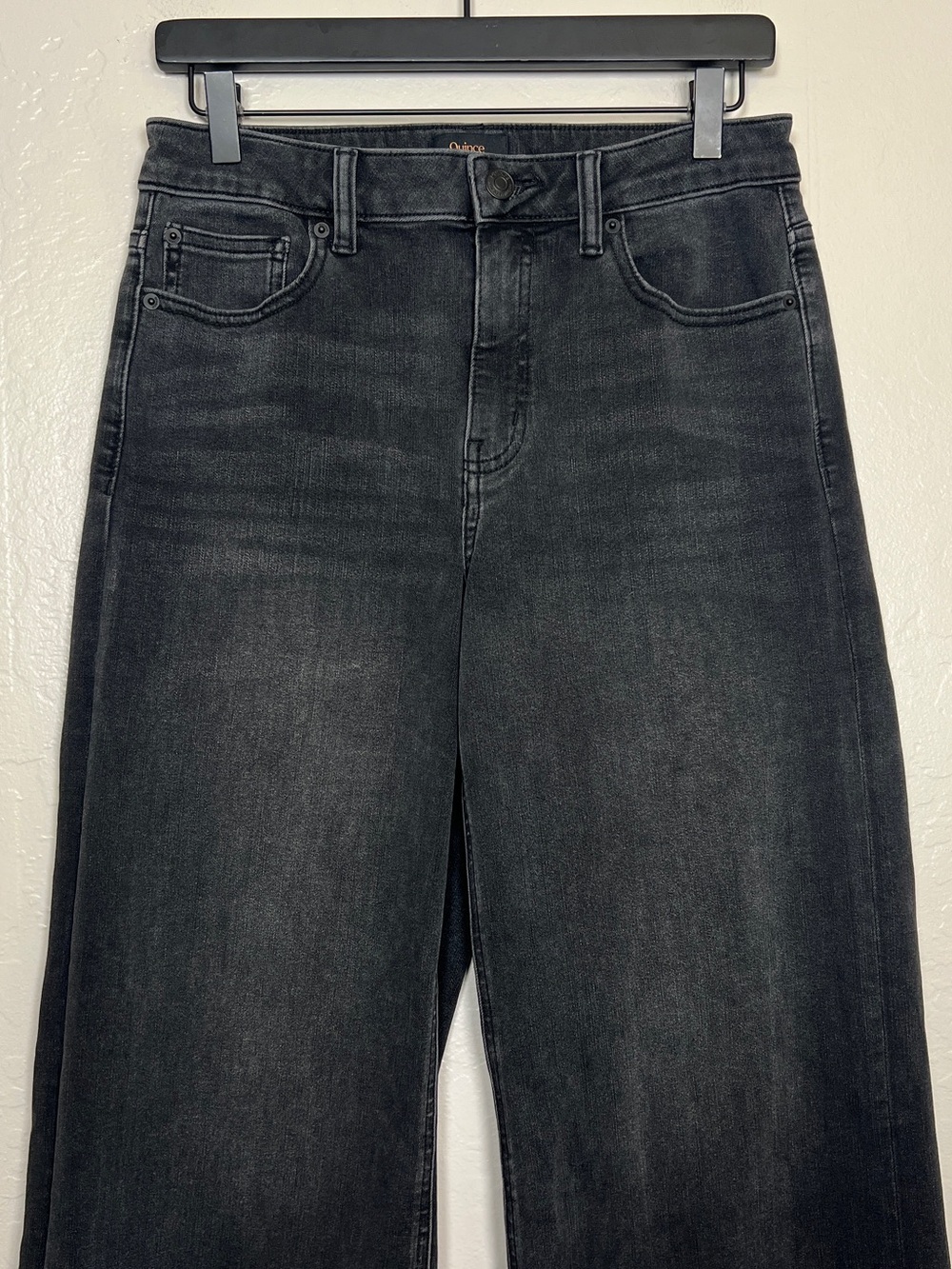 QUINCE Women’s Size 29 X 32 Faded Black Bella Stretch Wide Leg Jeans - Picture 4 of 16